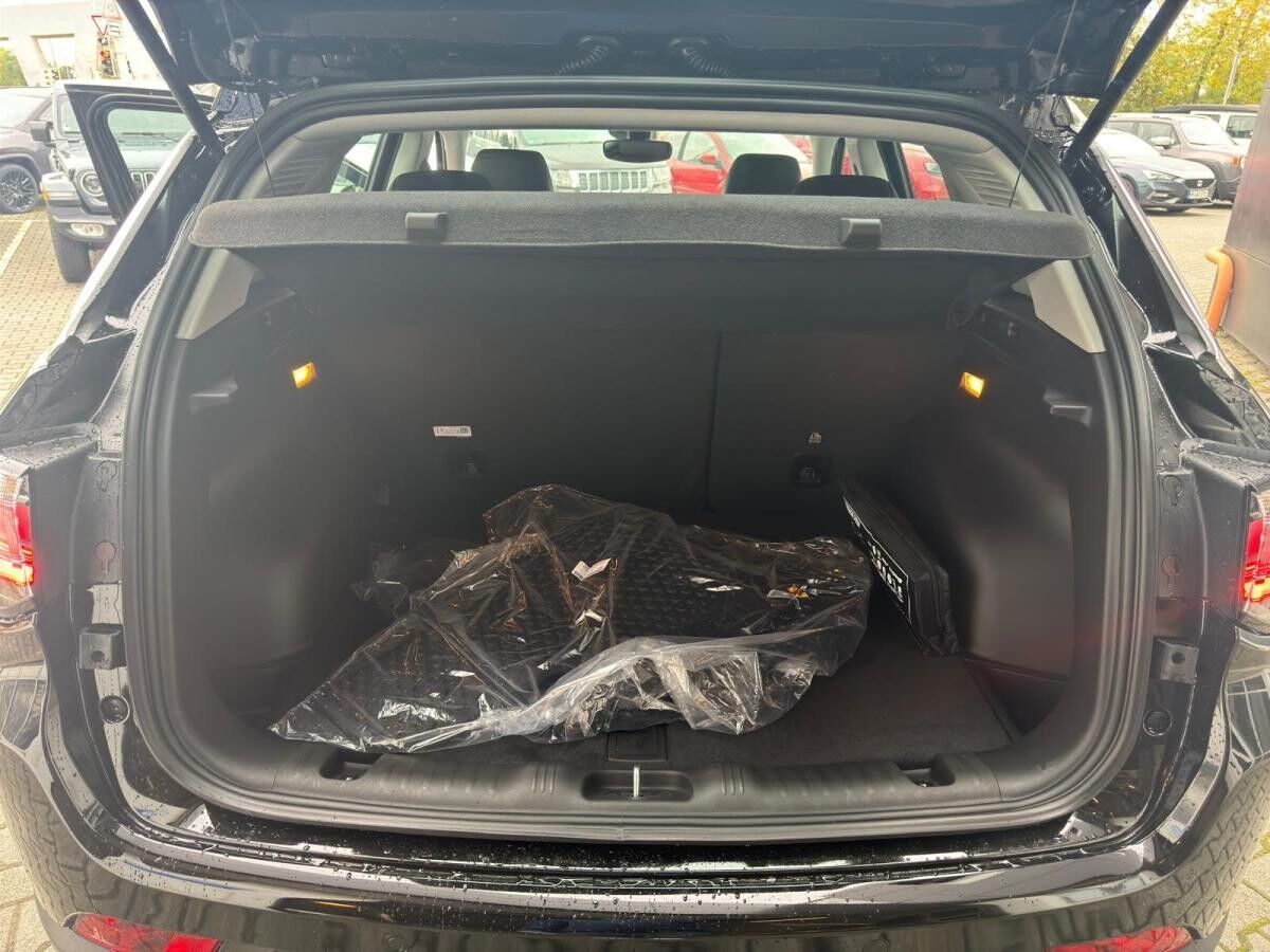 Jeep Compass Altitude 1.5 GSE T4 48V e-Hybrid Verfügbar in 2 Farben mit Allwetterreifen Abholung Mannheim