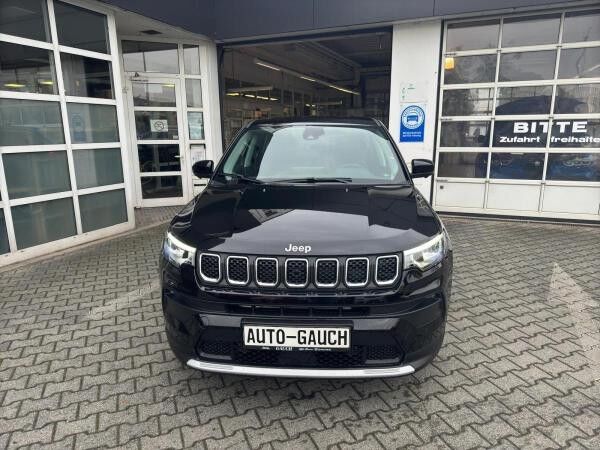 Jeep Compass Altitude 1.5 GSE T4 48V e-Hybrid Verfügbar in 2 Farben mit Allwetterreifen Abholung Mannheim