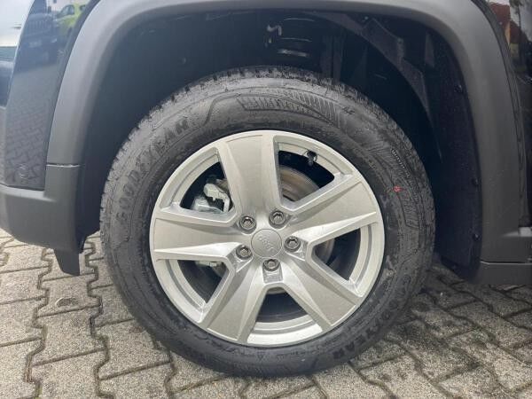 Jeep Compass Altitude 1.5 GSE T4 48V e-Hybrid Verfügbar in 2 Farben mit Allwetterreifen Abholung Mannheim