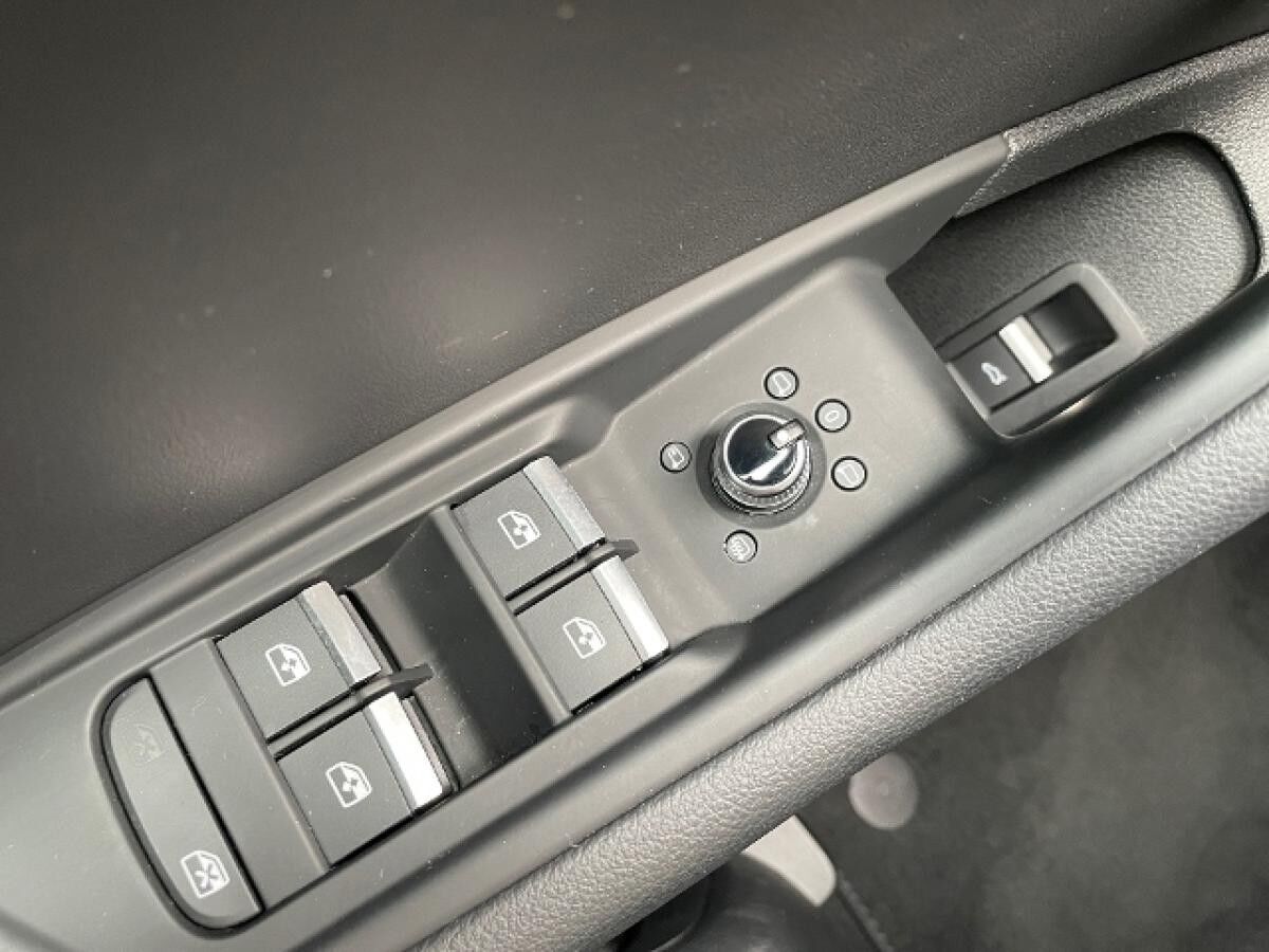 Audi A4 Avant 35 TFSI advanced Leder