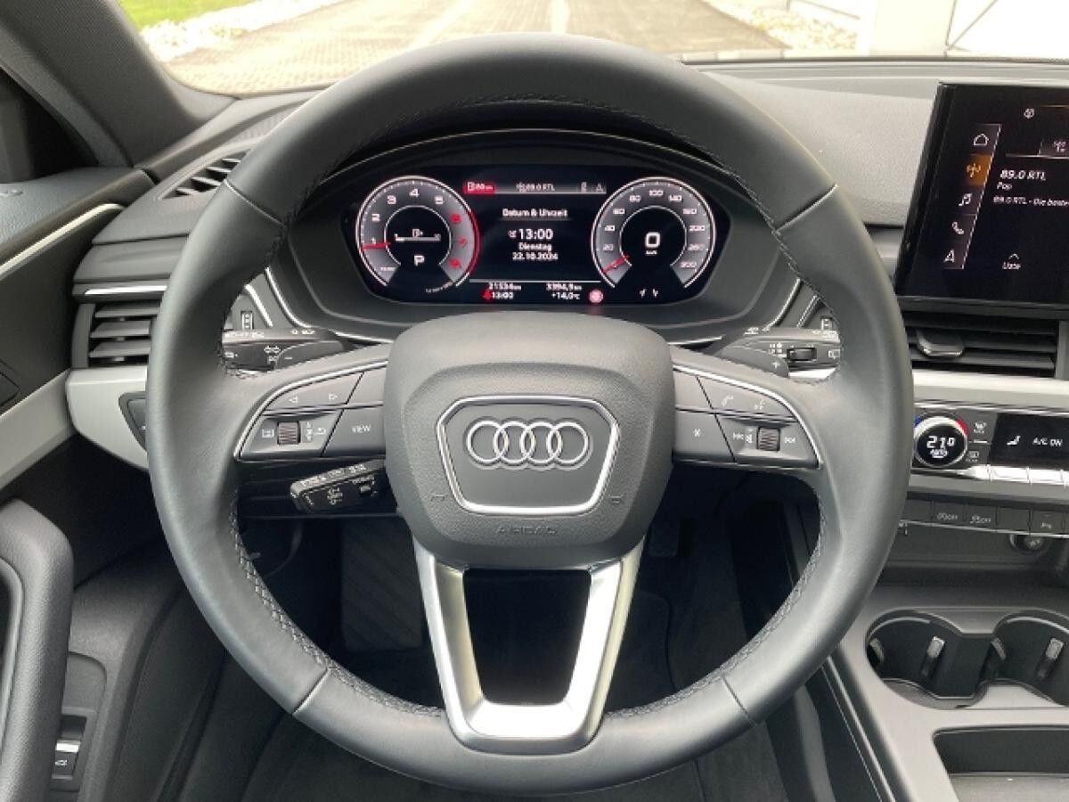 Audi A4 Avant 35 TFSI advanced Leder