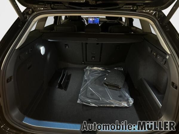 Skoda Superb Selection 2,0 TDI110 kW 7-Gang auto *AHK*MATRIX-LED*