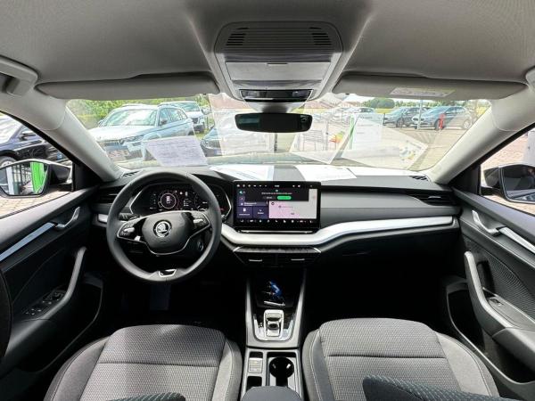 Skoda Karoq 1.5TSI DSG*360°Cam*AHK*eHeck*behFro