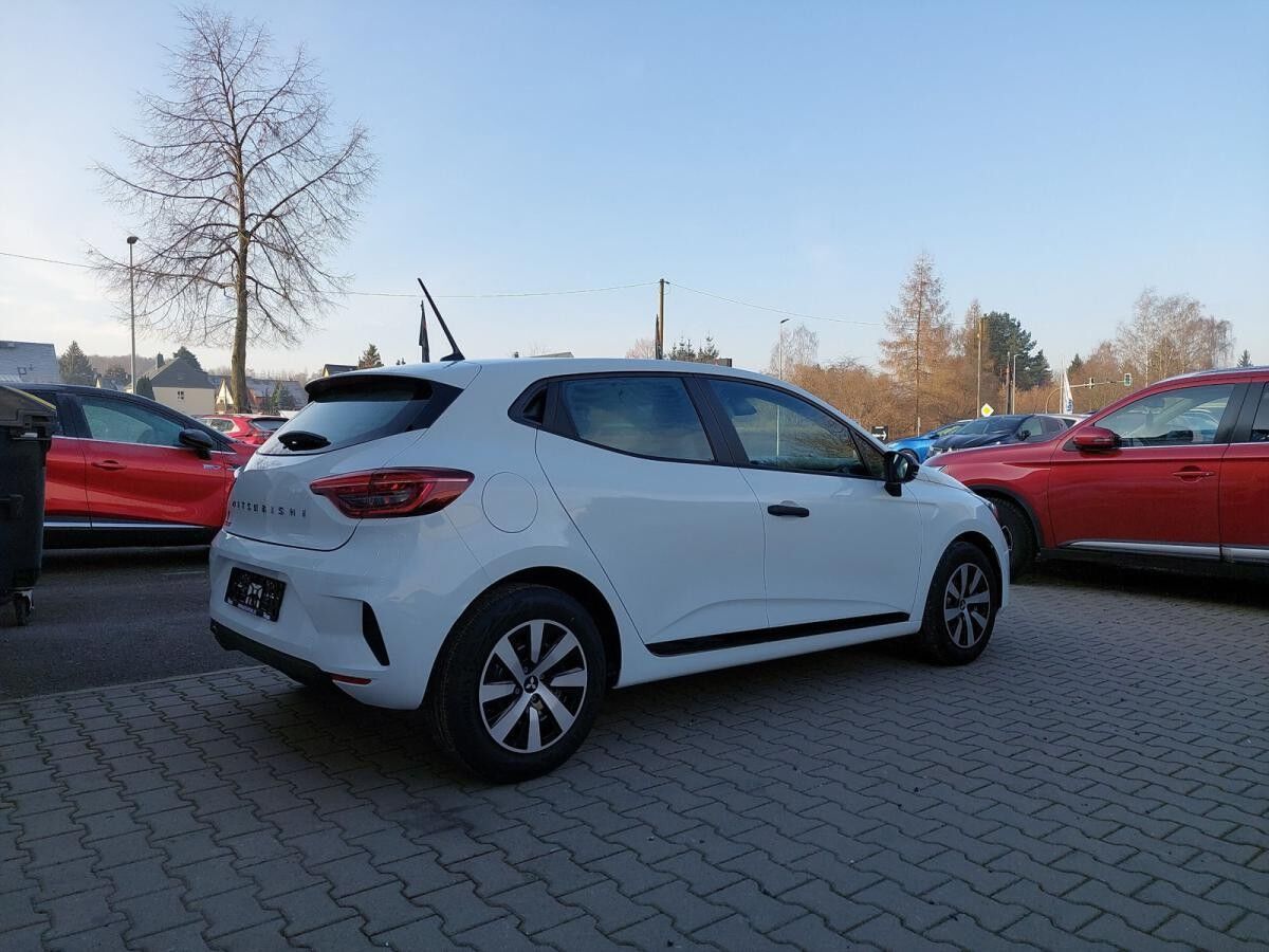 Mitsubishi Colt 3x Basis 1,0 Benzin Tageszulassung