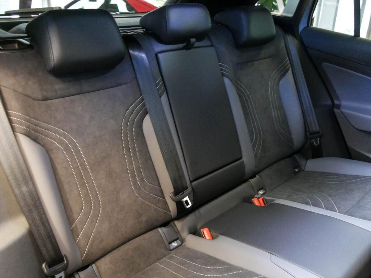 Volkswagen ID.4 Pure GOAL h 1-Gang-Automatik Lagerwagen !! Volkswagen ID.4 Pure GOAL h 1-Gang-Automatik Lagerwagen !!