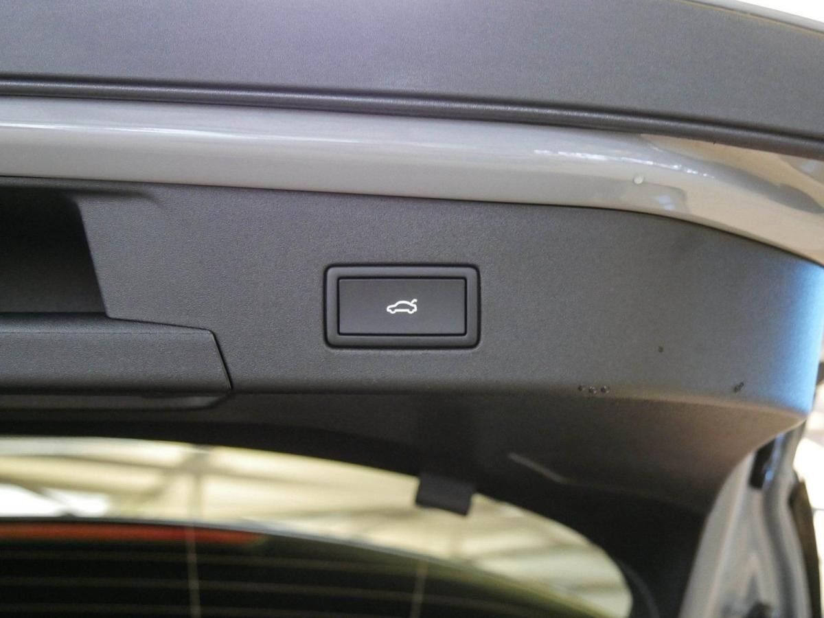 Volkswagen ID.4 Pure GOAL h 1-Gang-Automatik Lagerwagen !! Volkswagen ID.4 Pure GOAL h 1-Gang-Automatik Lagerwagen !!