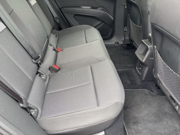 Audi Q4 e-tron e-tron 45 advanced NAVI AHK Kamera LED