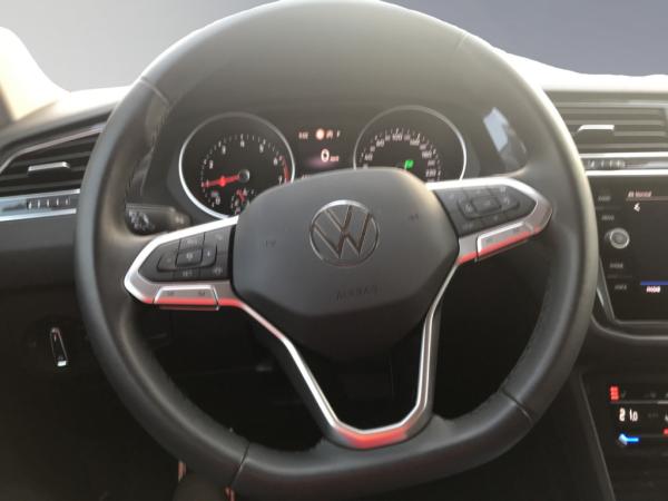 Volkswagen Tiguan Move 1.5TSI DSG AHK, LED, Rückfahrkamera