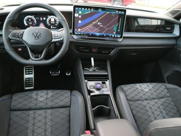 Volkswagen Tayron R-Line 2,0 TDI (193 PS) SCR 4MOTION DSG*AHK*PANORAMA*BLACKSTYLE*WIRÄ*STDHZG*7-SITZER*GEWERBE