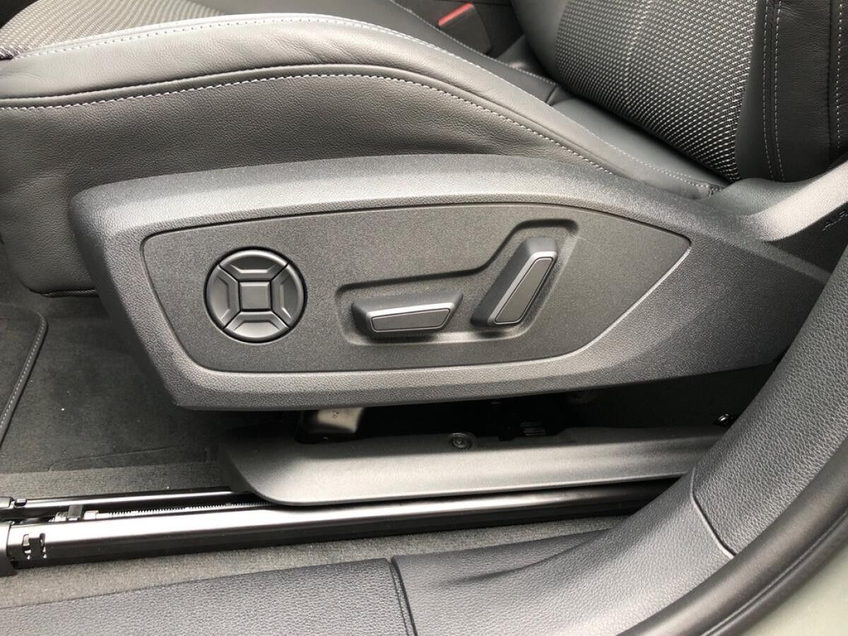 Audi Q3 S line 35 TFSI S tronic || SOFORT VERFÜGBAR ||1/X