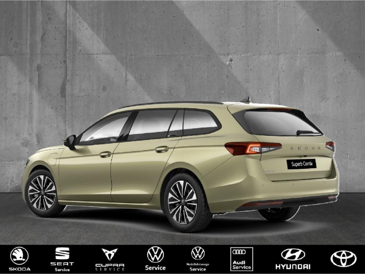 Skoda Superb SELECTION COMBI 1,5 TSI iV DSG *MASSAGESITZE*SITZHEIZUNG*LED* - GEWERBLICH