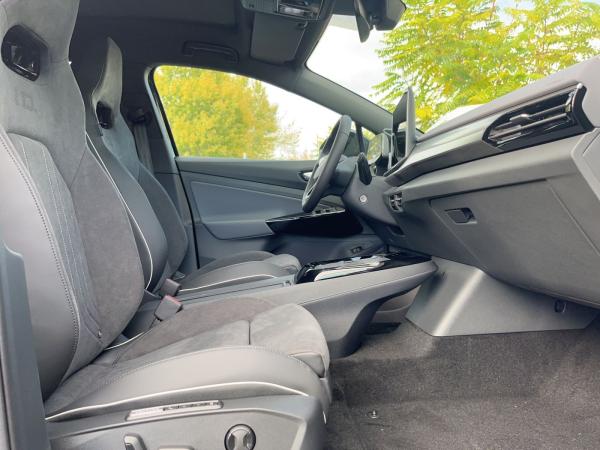 Volkswagen ID.5 Pro GOAL 77 kWh PANO NAVI ASSISTENZ WÄRMEP