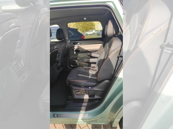 Dongfeng Forthing 4 DAB/neue Farbe