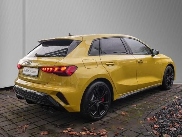 Audi S3 Sportback quattro Matrix, Pano, Navi, Carbon