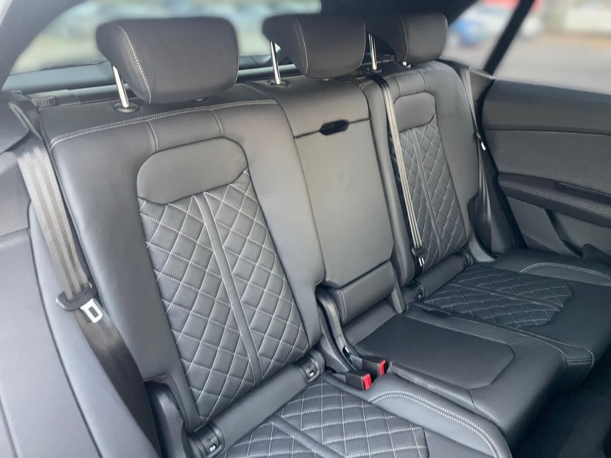 Audi Q8 SUV 50 TDI S line Pano AHK Allradl. quattro tiptronic