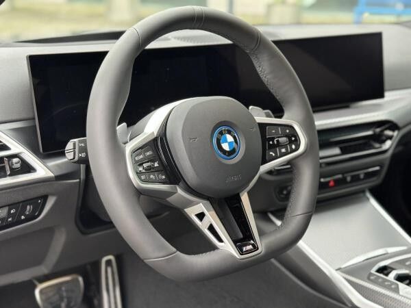 BMW 330 e Limousine M Sportpaket HiFi DAB LED RFK