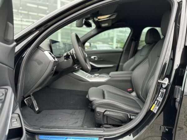 BMW 330 e Limousine M Sportpaket HiFi DAB LED RFK