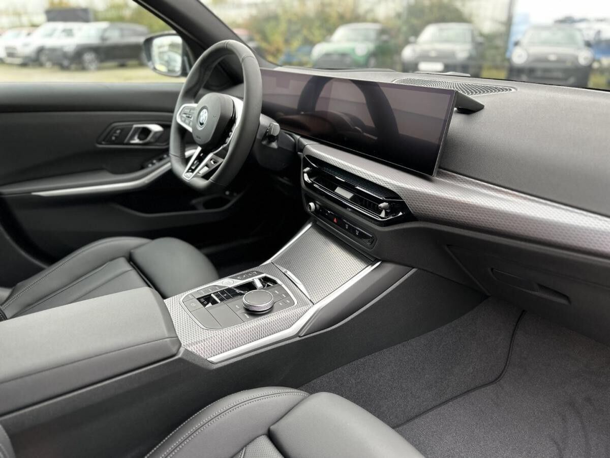 BMW 330 e Limousine M Sportpaket HiFi DAB LED RFK
