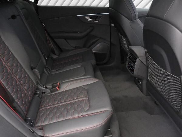 Audi RS Q8 4.0 TFSI quattro 600PS