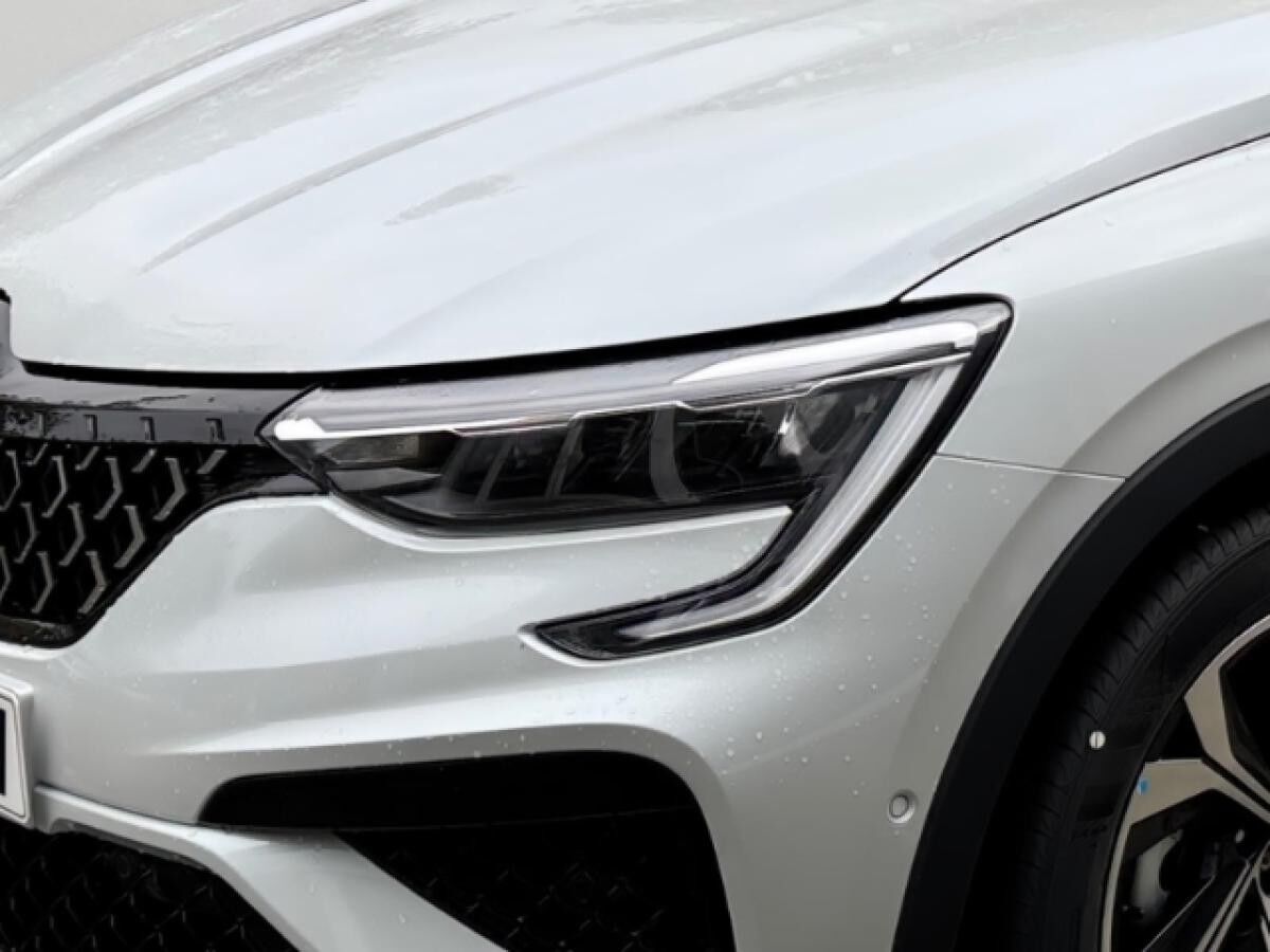 Renault Arkana TECHNO Mild Hybrid 140 EDC Navi digitales Cockpit LED ACC Apple CarPlay Android Auto