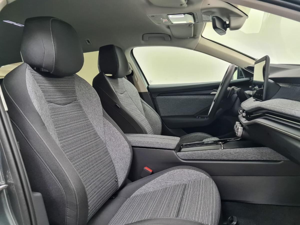 Skoda Superb Combi TSI DSG Selection Standheizung