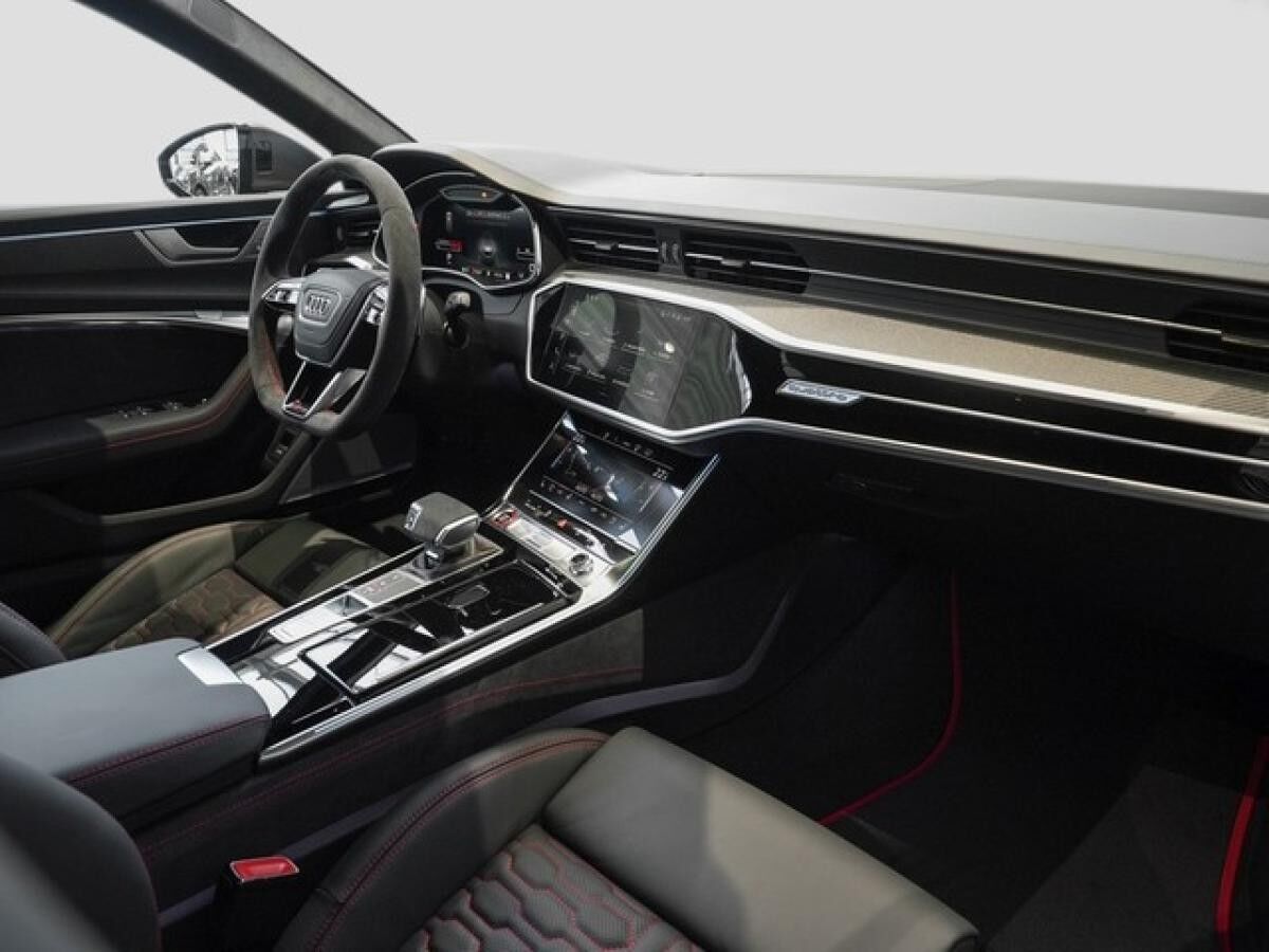 Audi RS6 UPE br. 196.150,- Avant performance /