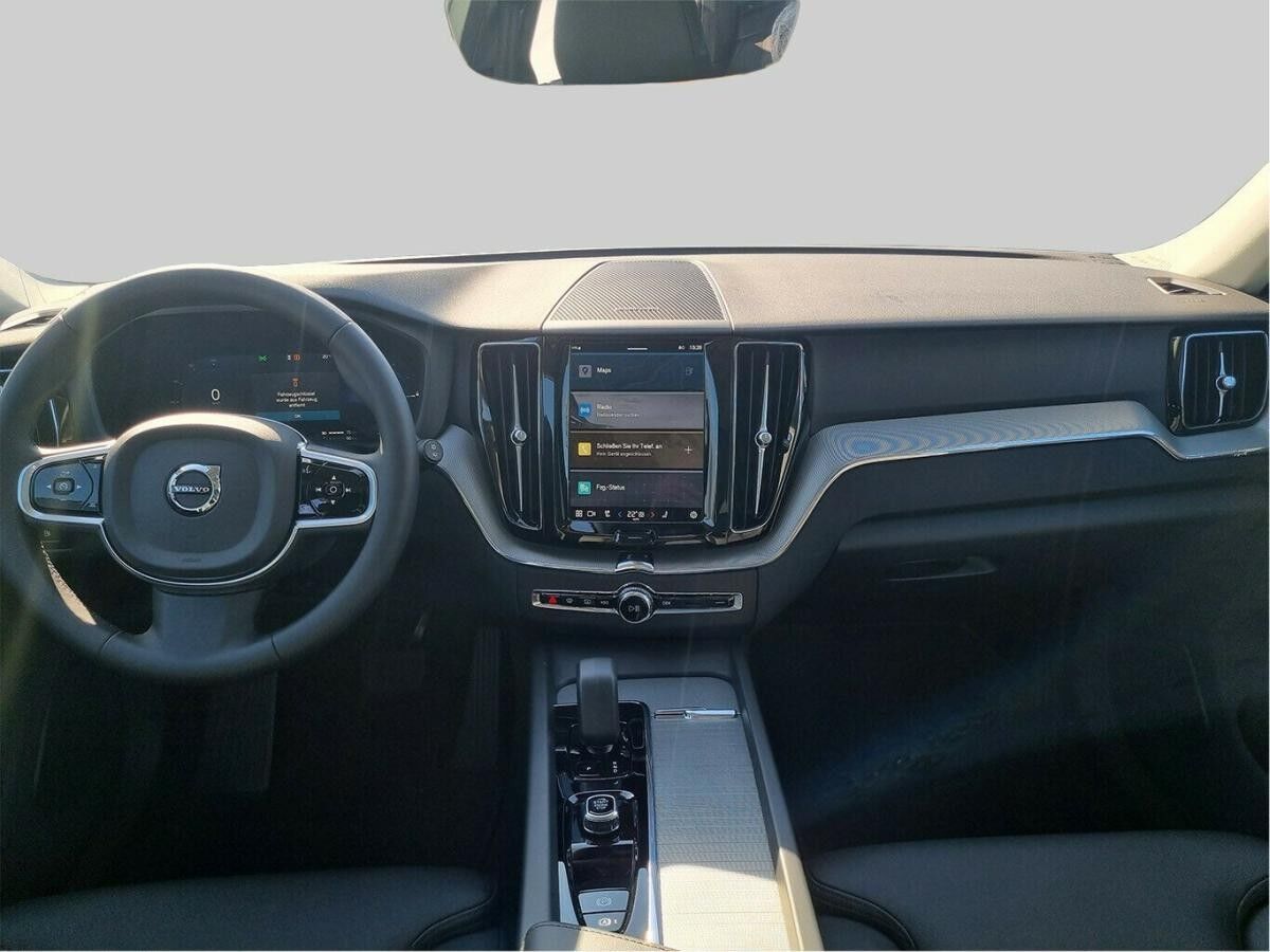 Volvo XC60 T6 PLUS DARK HOT DEAL