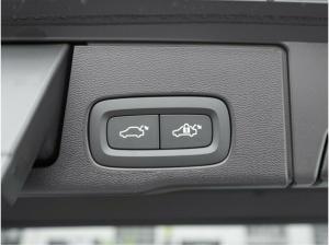 Volvo XC60 T6 PLUS DARK HOT DEAL