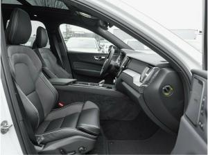 Volvo XC60 T6 PLUS DARK HOT DEAL