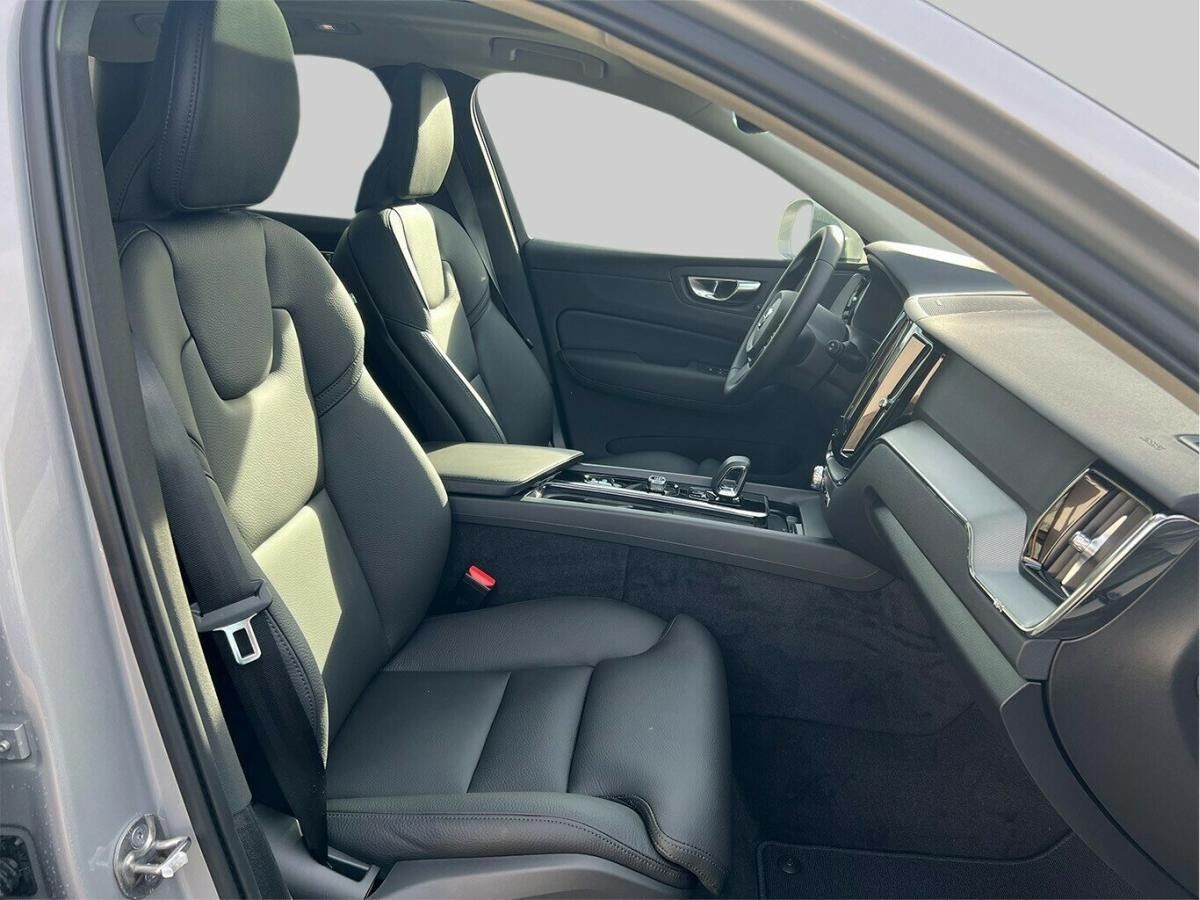 Volvo XC60 T6 PLUS BRIGHT HOT DEAL