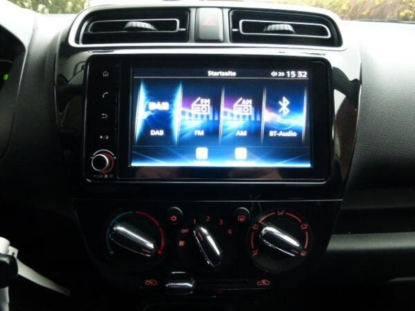 Mitsubishi Space Star 1.2 Select CVT