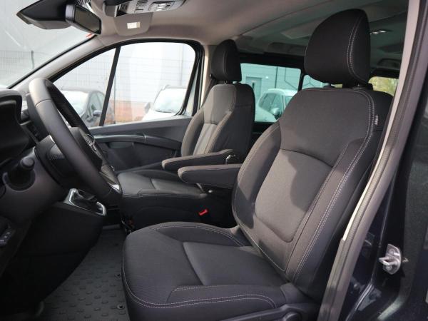 Nissan Primastar Kombi 8Sitzer L1H1 2,8t dCi150 MT TEKNA  #VOLLAUSSTATTUNG#5JAHRE GARANTIE
