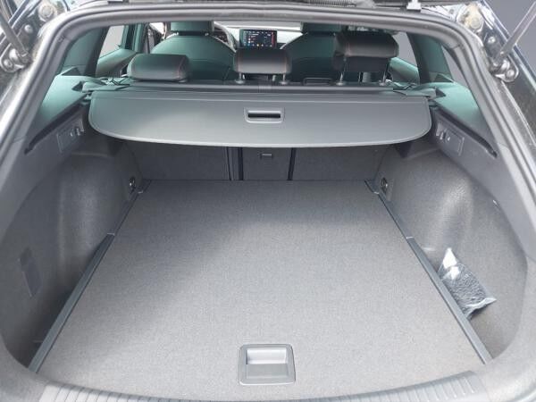 Seat Leon Sportstourer FR 2.0 TDI *SOFORT VERFÜGBAR*