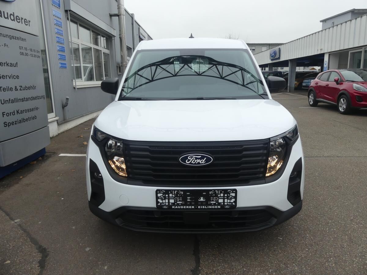 Ford Transit Courier Trend 100 PS Benziner * Sofort Verfügbar *