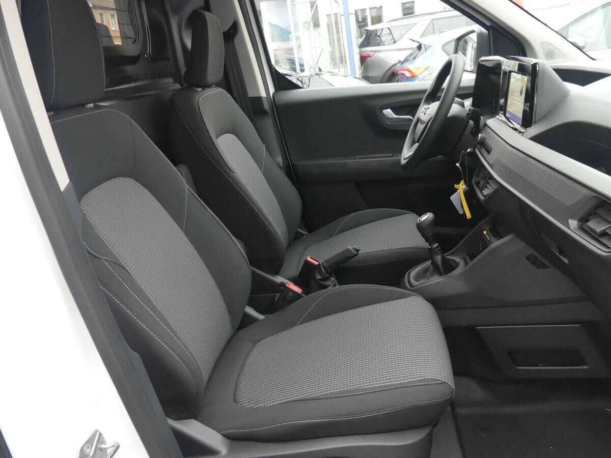 Ford Transit Courier Trend 100 PS Benziner * Sofort Verfügbar *