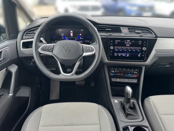 Volkswagen Touran 1.5 TSI DSG *7-SITZ *AHK *ACC*VIRTUAL *RK