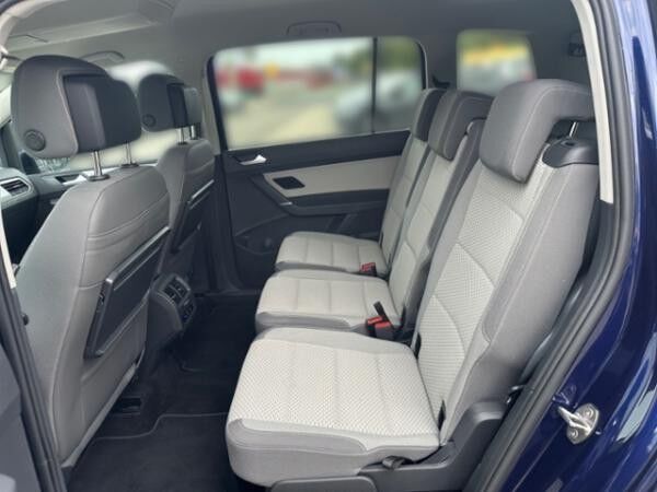 Volkswagen Touran 1.5 TSI DSG *7-SITZ *AHK *ACC*VIRTUAL *RK