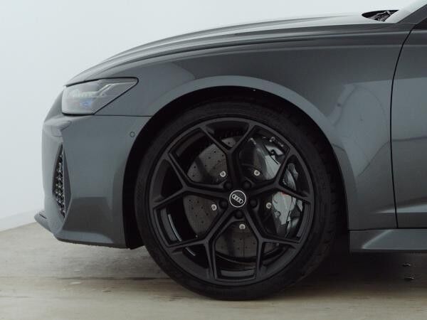 Audi RS6 Avant performance KERAMIK 305 AHK Pano b+O 22 HDMatrix SportAGA 360°