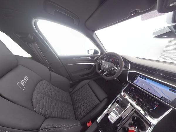 Audi RS6 Avant performance KERAMIK 305 AHK Pano b+O 22 HDMatrix SportAGA 360°