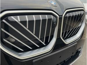 BMW X3 20 xDr. Inno.-Pkt.,AHK,Panorama,Iconic Glow,H&K-Sound,uvm.