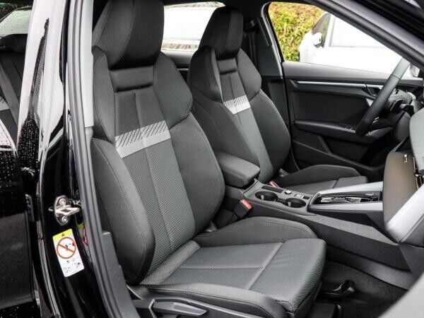 Audi A3 Sportback 30 TFSI S tronic Sportback 30 TFSI S tronic