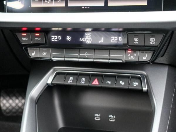 Audi A3 Sportback 30 TFSI S tronic Sportback 30 TFSI S tronic