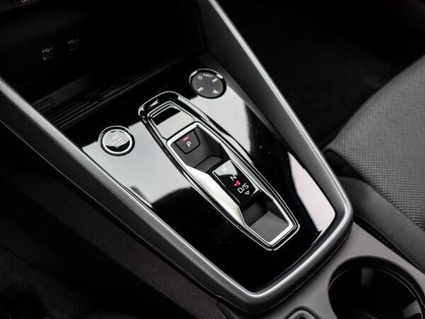 Audi A3 Sportback 30 TFSI S tronic Sportback 30 TFSI S tronic