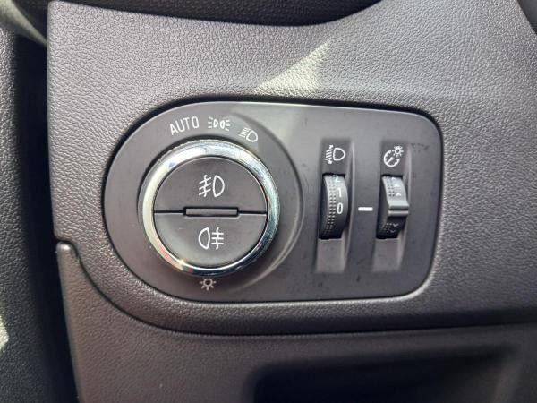 Opel Crossland 1.2T Rückfahrkamera,Sitzehizung