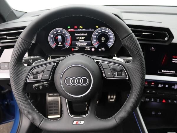 Audi A3 Sportback S-Line 35 TFSI S-tronic / LED, RFK