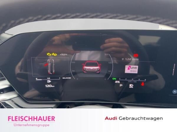 Audi A5 Avant 40 TFSI S-Line ACC LEDER LED NAVI TECH