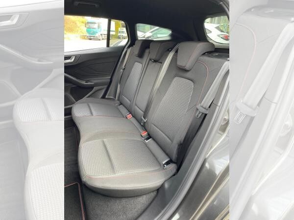 Ford Focus Turnier ST-Line X 125PS / LED / Winterpaket / Lagerfahrzeug