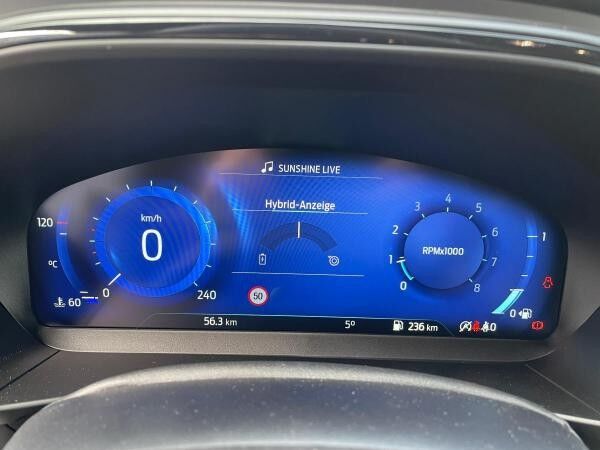 Ford Focus Turnier ST-Line X 125PS / LED / Winterpaket / Lagerfahrzeug
