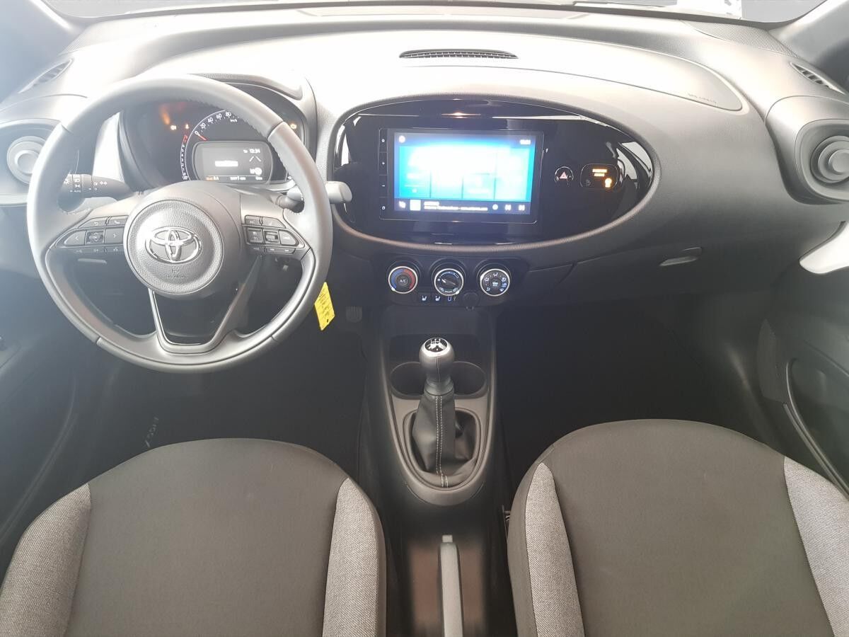 Toyota Aygo X 72PS Business Edition**Engelbart-AKTION** Sitzheizung / Rückfahrkamera **Inkl.Service**