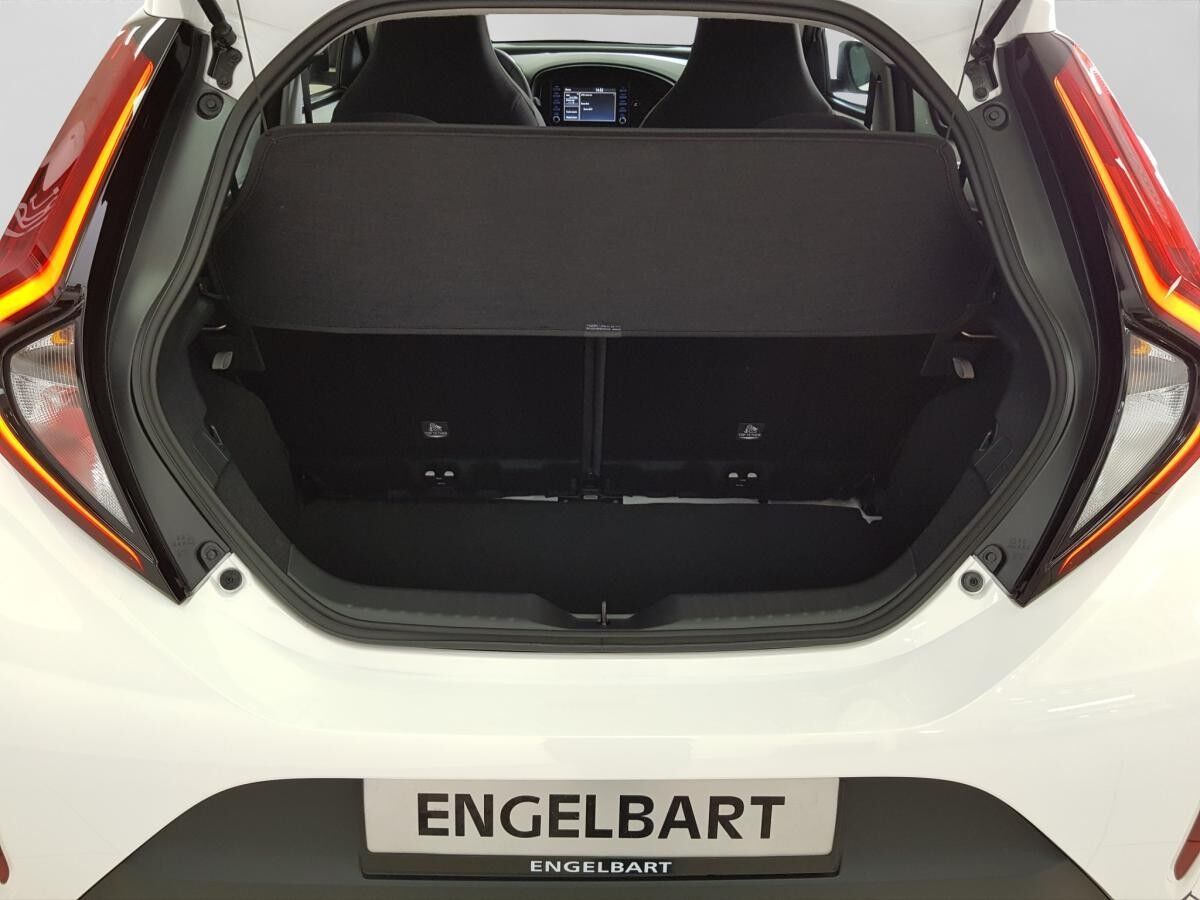 Toyota Aygo X 72PS Business Edition**Engelbart-AKTION** Sitzheizung / Rückfahrkamera **Inkl.Service**